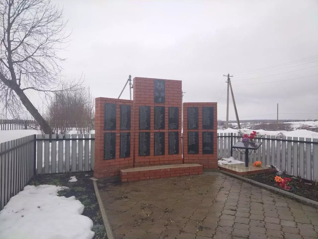 Сквер и обелиск памяти павших в Великой Отечественной войне открыли летом 2022 года